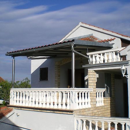 Apartmani Misic Ždrelac Zewnętrze zdjęcie