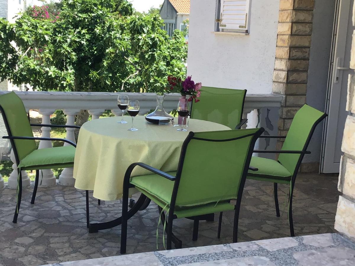 Apartmani Misic Ždrelac Zewnętrze zdjęcie
