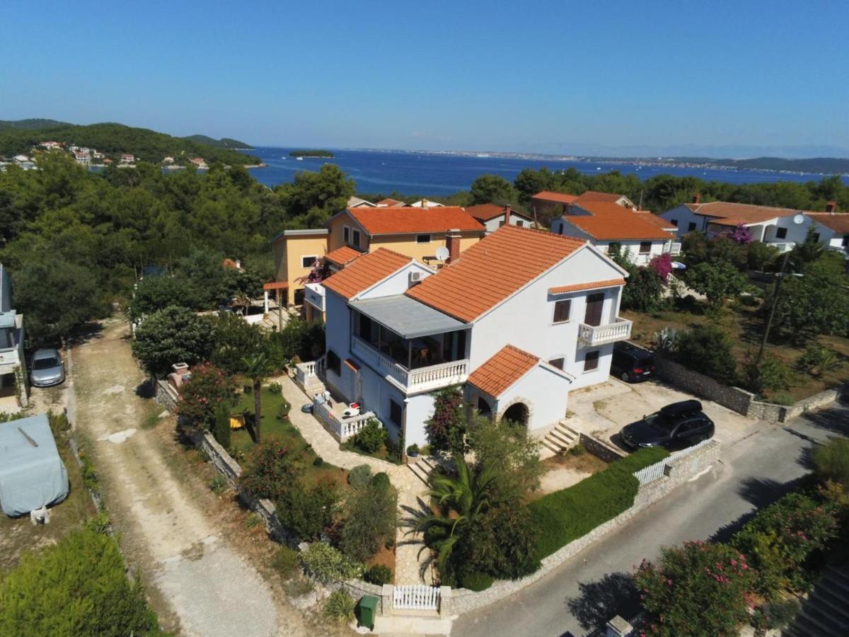 Apartmani Misic Ždrelac Zewnętrze zdjęcie
